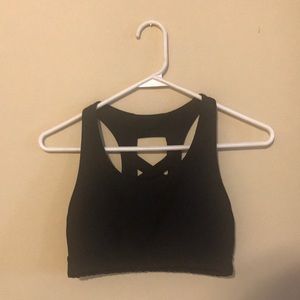 Black Crossed Back Sports Bra
